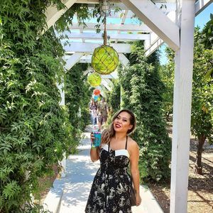 Meet your Posher, Meshelle